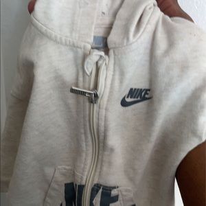 Nike hoodie 1 piece suite , unisex , practically new
